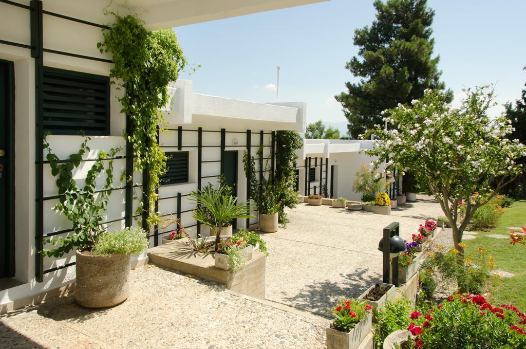 Angelbay Bungalows Agia Trias Exteriör bild