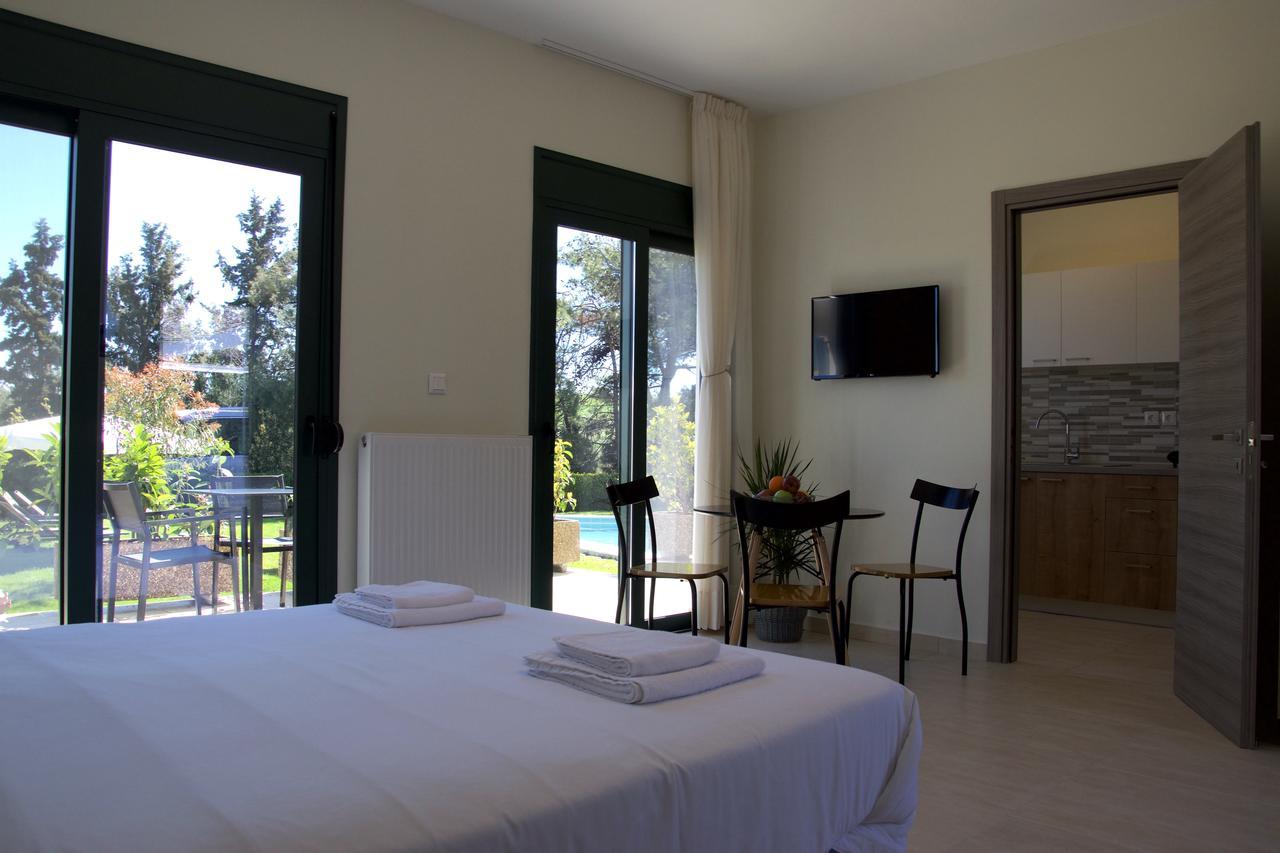 Angelbay Bungalows Agia Trias Exteriör bild